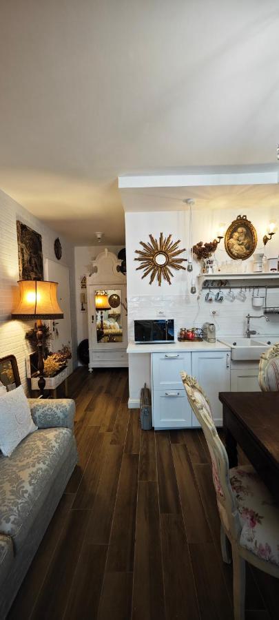 Vogue Home Lido di Ostia Luaran gambar
